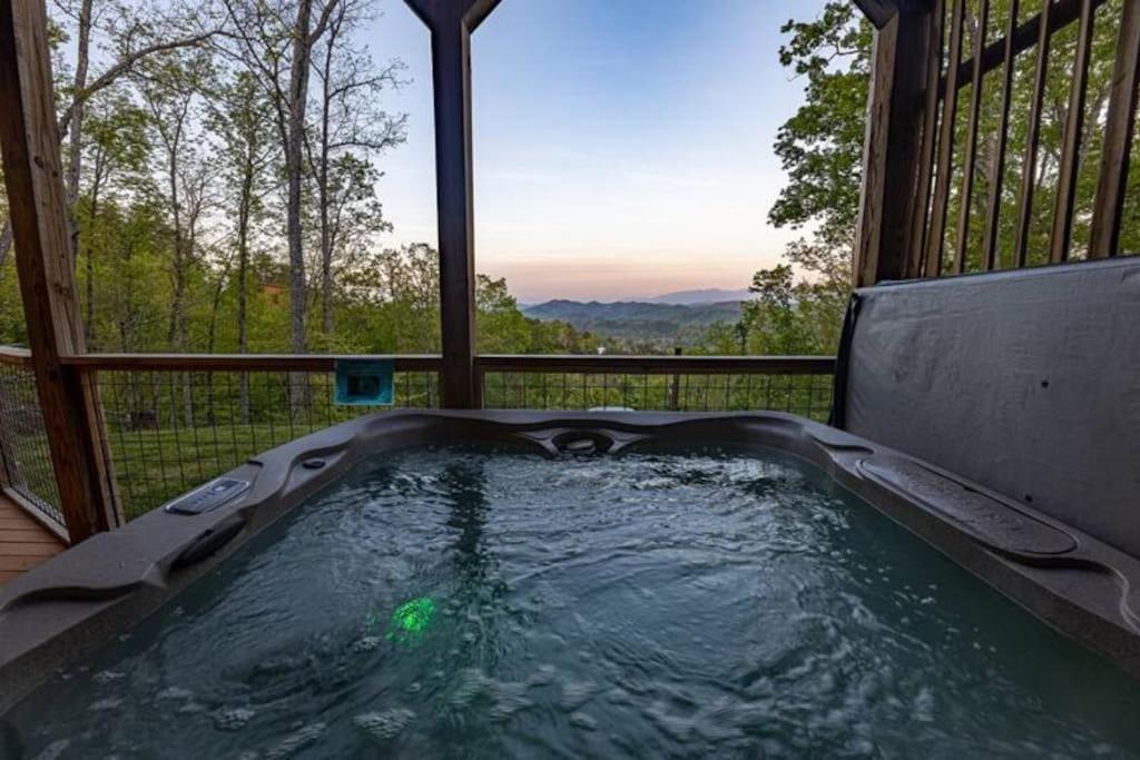 סביירוויל The Appalachian - Your Pigeon Forge Dream Cabin מראה חיצוני תמונה